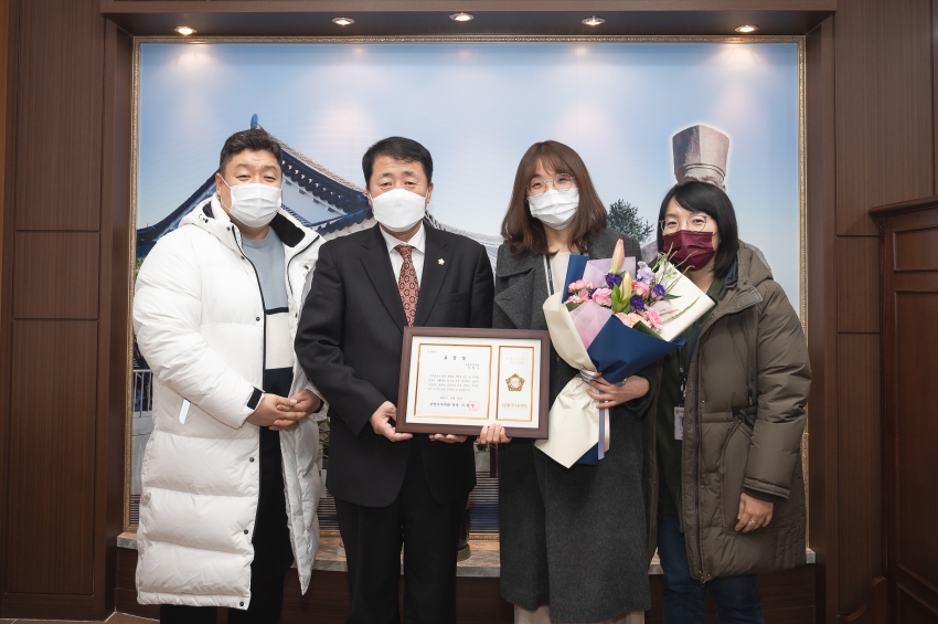 의정공유대상 - 강문정님, 박현숙님, 유경민님, 유설화님, 윤옥심님, 정진희님, 오정철님, 조혜경님_4