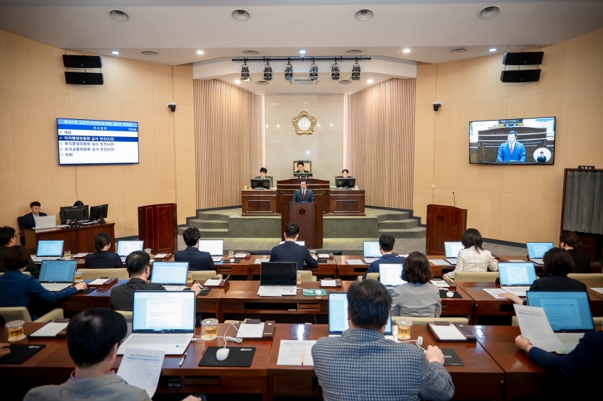 제305회 남양주시의회 임시회 - 제2차 본회의_5