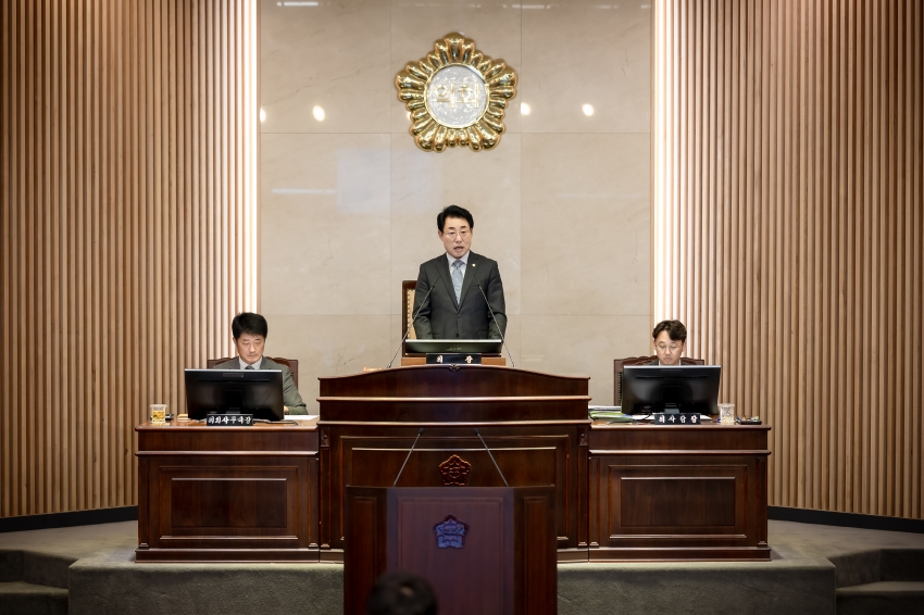 제305회 남양주시의회 임시회 - 제2차 본회의_9