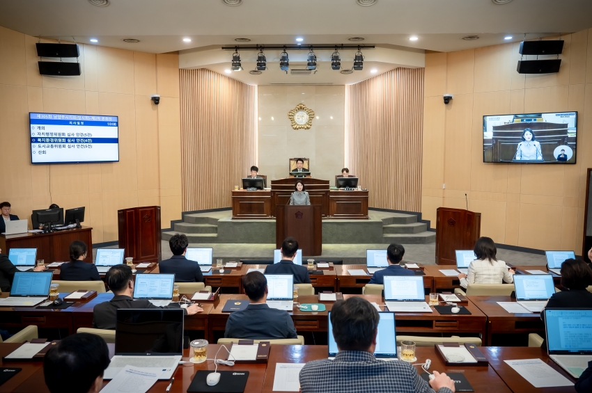 제305회 남양주시의회 임시회 - 제2차 본회의_17