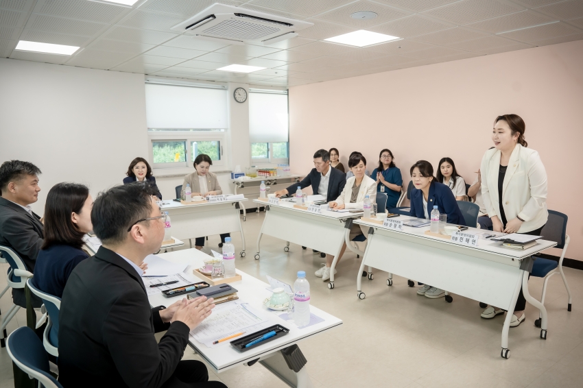 복지환경위원회 - 관내 소재 3개소 노인복지관 현장방문 _4