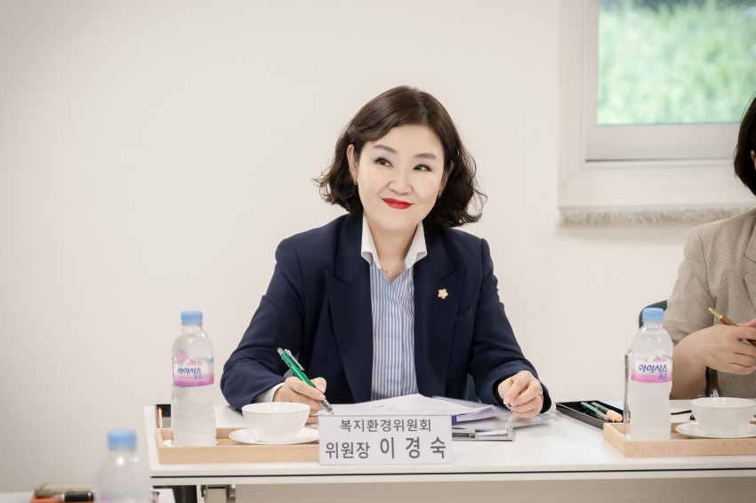 복지환경위원회 - 관내 소재 3개소 노인복지관 현장방문 _23
