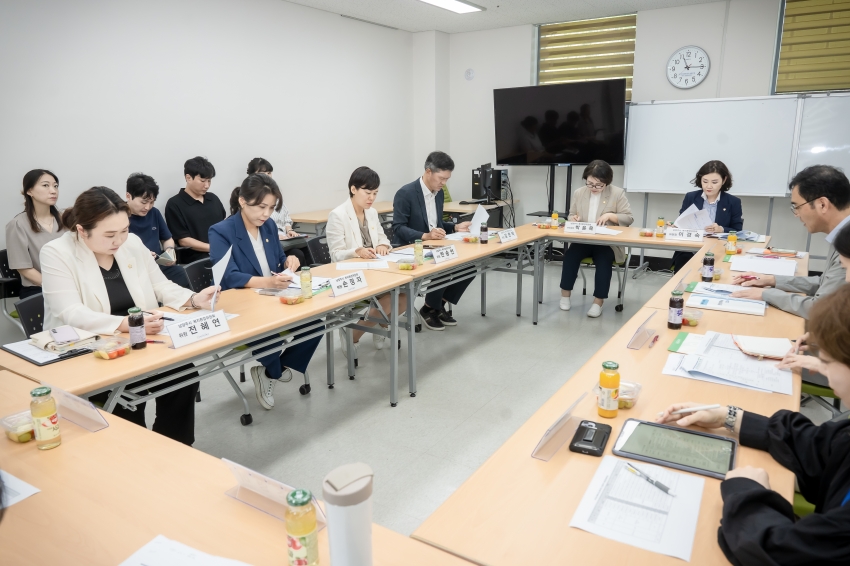 복지환경위원회 - 관내 소재 3개소 노인복지관 현장방문 _39