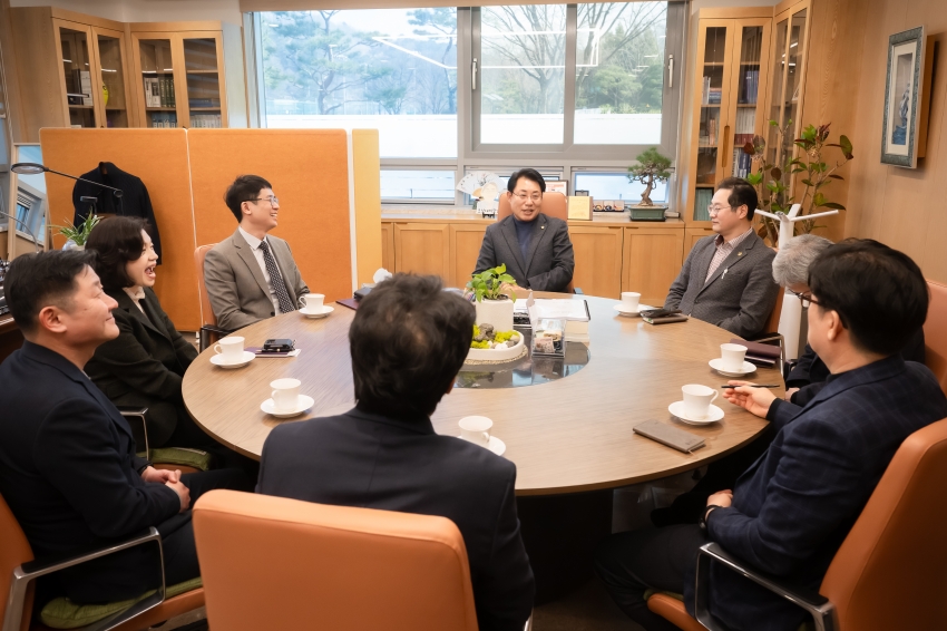 2025. 3. 11. 의회 법률고문 위촉장 수여식_4
