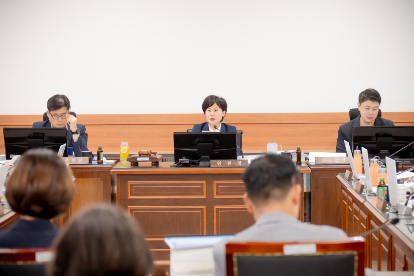 2025. 6. 18.~19. 제312회 남양주시의회 정례회 제1차~2차 예산결산특별위원회_23
