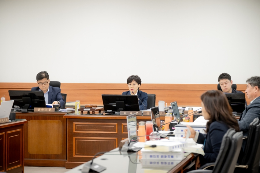2025. 6. 18.~19. 제312회 남양주시의회 정례회 제1차~2차 예산결산특별위원회_27