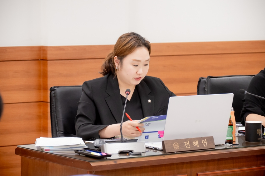 2025. 6. 18.~19. 제312회 남양주시의회 정례회 제1차~2차 예산결산특별위원회_36