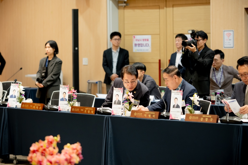 2025. 10. 2. 경기도시군의장협의회 제179차 정례회의_23