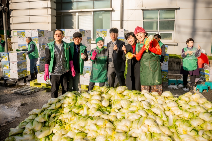 2025. 11. 12. 남양주시새마을회 2025 따뜻한 겨울 사랑의 김장 나누기_13