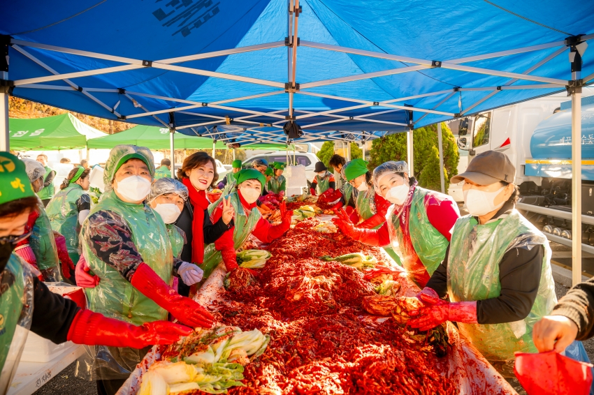 2025. 11. 12. 남양주시새마을회 2025 따뜻한 겨울 사랑의 김장 나누기_34