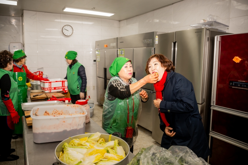 2025. 11. 12. 남양주시새마을회 2025 따뜻한 겨울 사랑의 김장 나누기_44