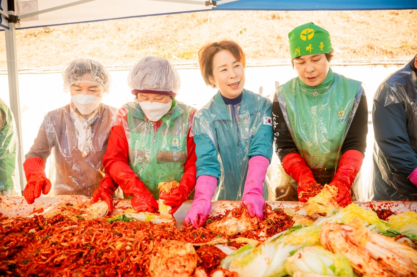 2025. 11. 12. 남양주시새마을회 2025 따뜻한 겨울 사랑의 김장 나누기_89