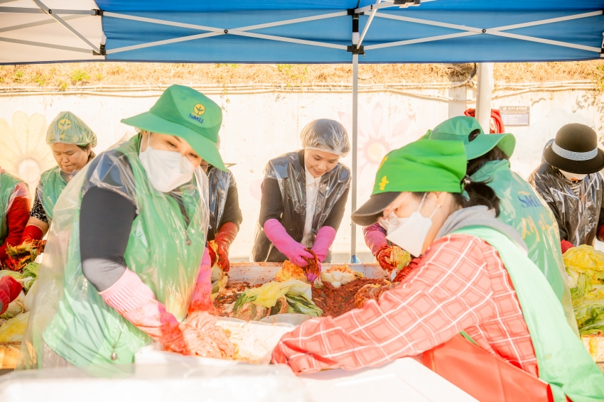 2025. 11. 12. 남양주시새마을회 2025 따뜻한 겨울 사랑의 김장 나누기_93