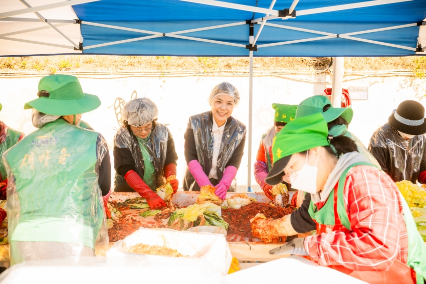 2025. 11. 12. 남양주시새마을회 2025 따뜻한 겨울 사랑의 김장 나누기_94