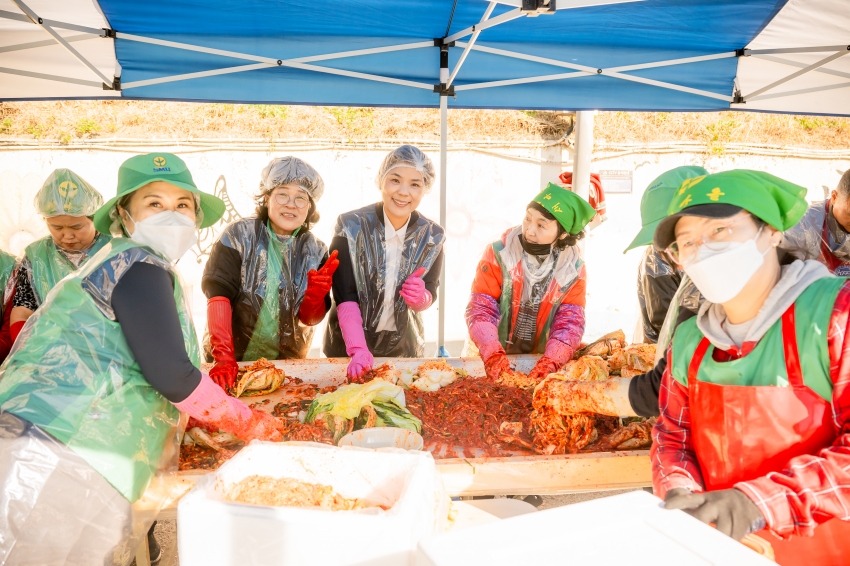 2025. 11. 12. 남양주시새마을회 2025 따뜻한 겨울 사랑의 김장 나누기_95