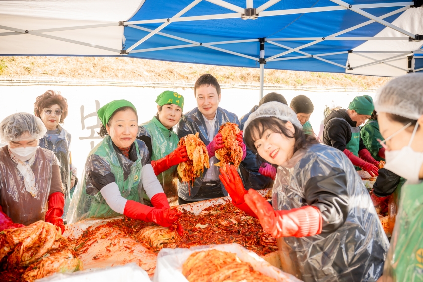 2025. 11. 12. 남양주시새마을회 2025 따뜻한 겨울 사랑의 김장 나누기_122