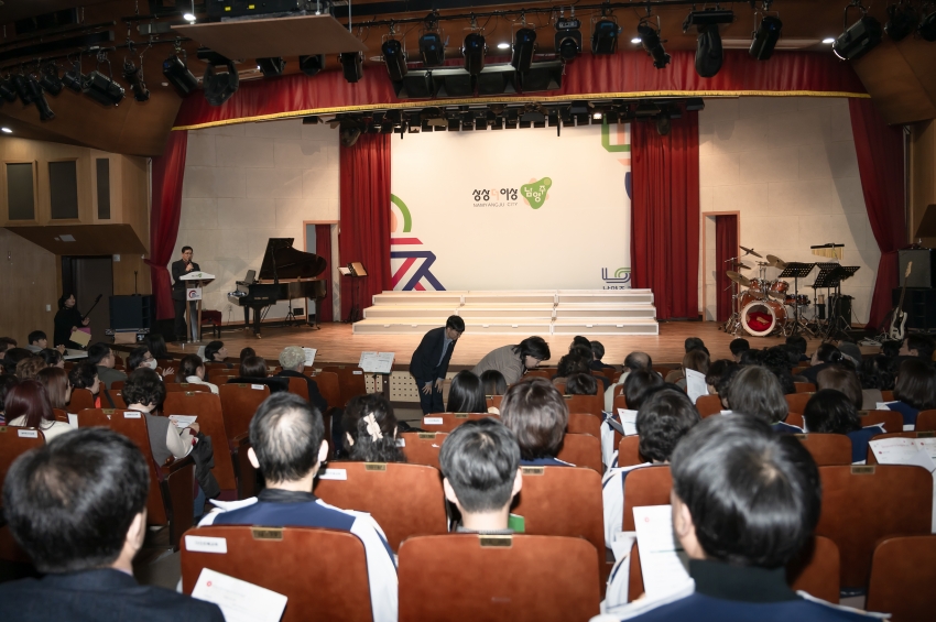 성탄감사예배&성가합창제 성탄점등식_35