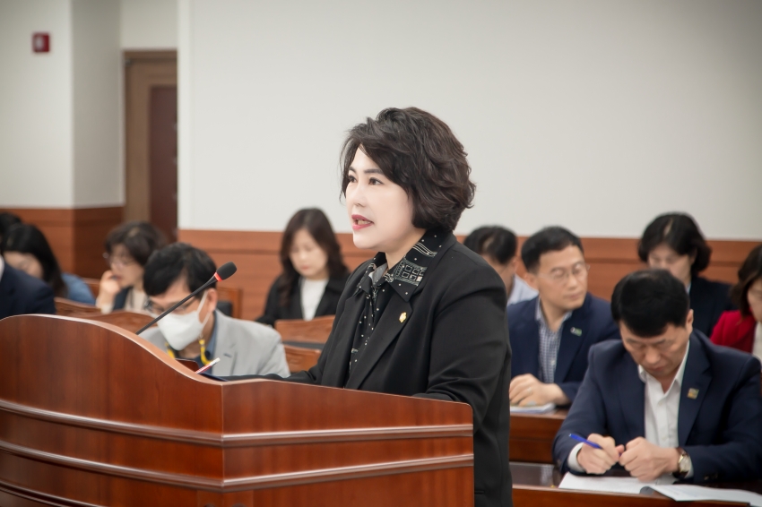 제302회 남양주시의회 임시회 제4차 상임위원회 - 조례안 발의 (자치행정/ 복지환경/ 도시교통 위원회)_13