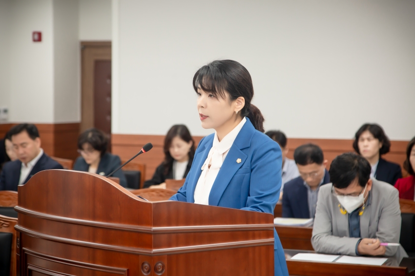 제302회 남양주시의회 임시회 제4차 상임위원회 - 조례안 발의 (자치행정/ 복지환경/ 도시교통 위원회)_16