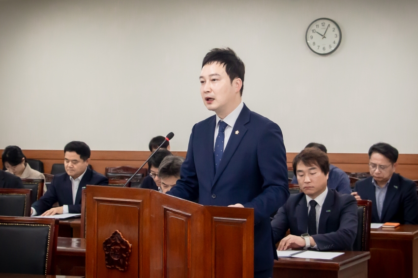 제302회 남양주시의회 임시회 제4차 상임위원회 - 조례안 발의 (자치행정/ 복지환경/ 도시교통 위원회)_19