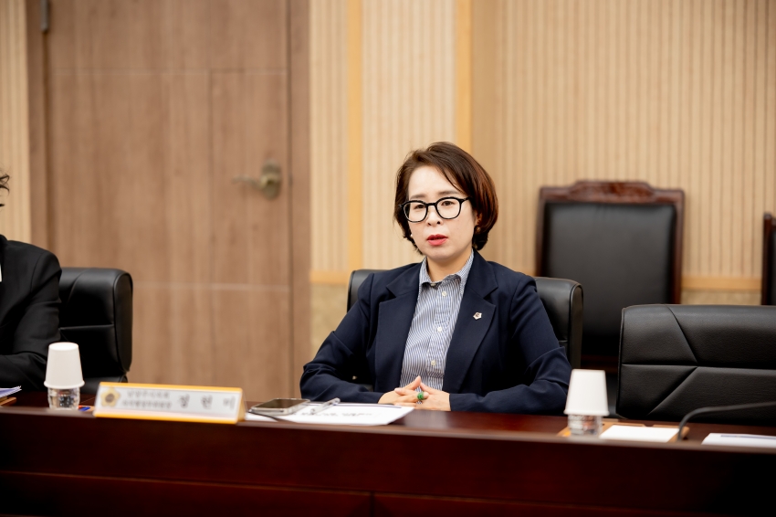 2025. 10. 14. 자치행정위원회 대만 타오위안도서관 자매결연 협의 간담회_9