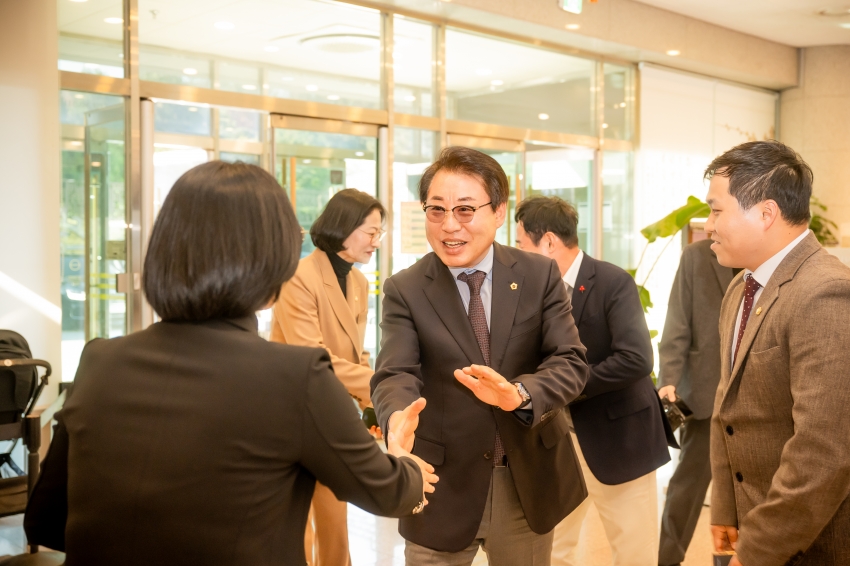 2025. 11. 14. 경기동부권시군의회 제12회 의정활동 우수의원 및 시상식_4