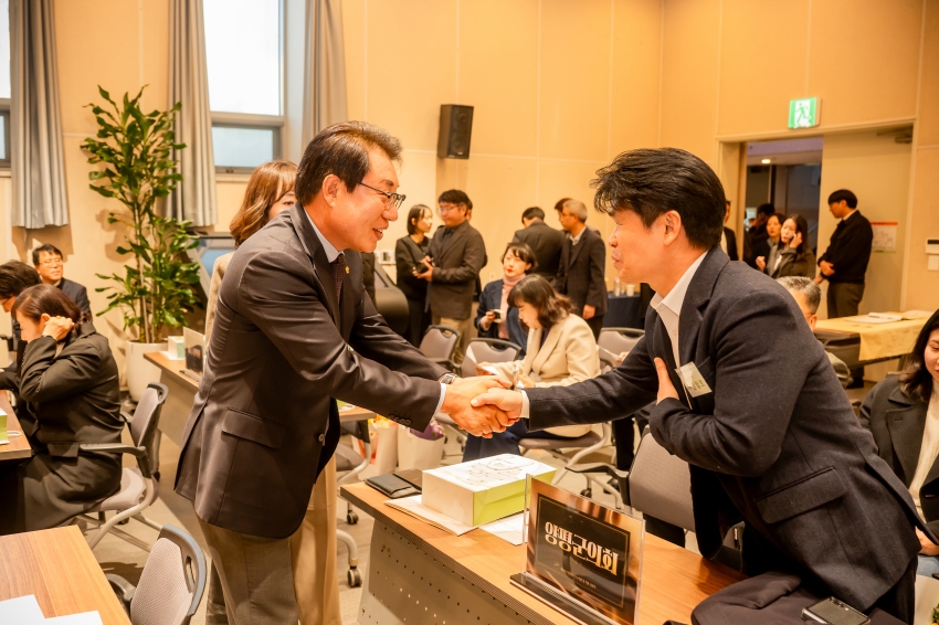 2025. 11. 14. 경기동부권시군의회 제12회 의정활동 우수의원 및 시상식_18