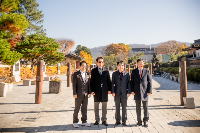 2025. 11. 14. 경기동부권시군의회 제12회 의정활동 우수의원 및 시상식_147