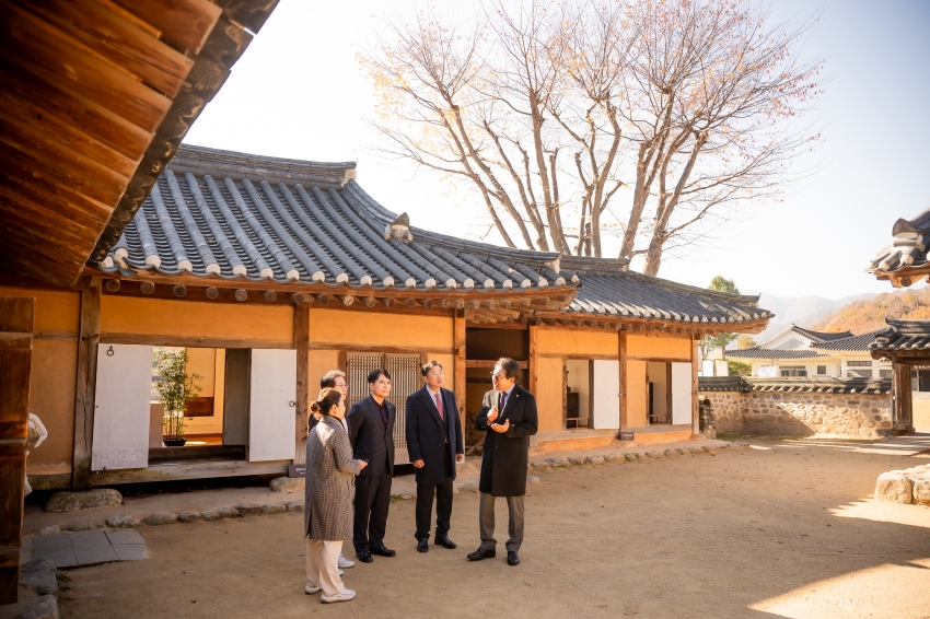 2025. 11. 14. 경기동부권시군의회 제12회 의정활동 우수의원 및 시상식_158