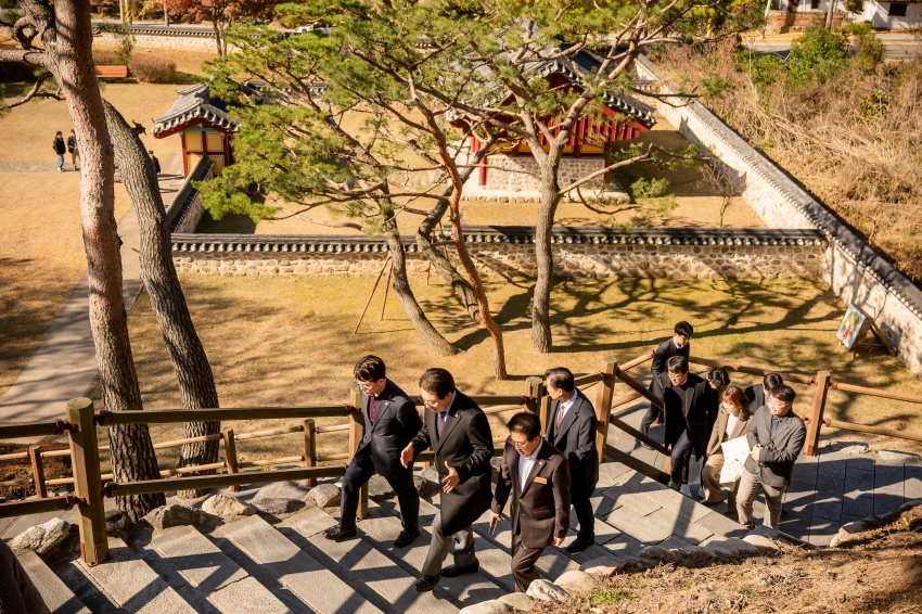 2025. 11. 14. 경기동부권시군의회 제12회 의정활동 우수의원 및 시상식_169