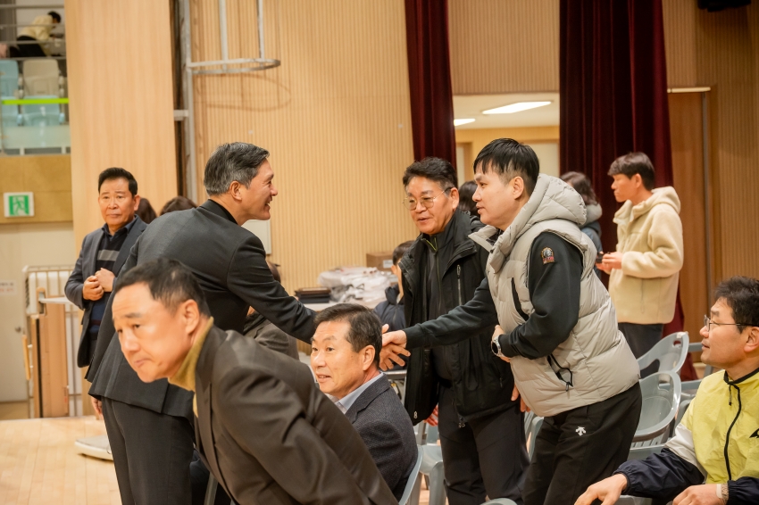 2025. 11. 22. 제7회 남양주시의회 의장기 배드민턴 대회_0