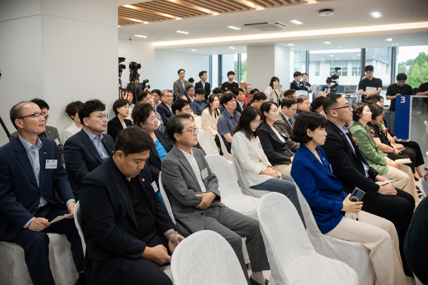 2026. 9. 4. 경기신용보증재단 개소식_18